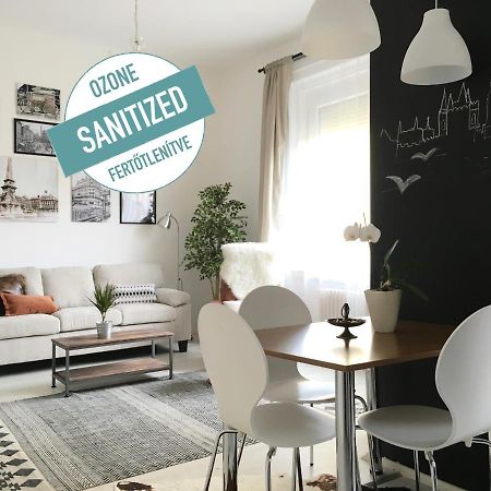 Standard Apartment by Hi5 - Károly 23 Budapest Esterno foto