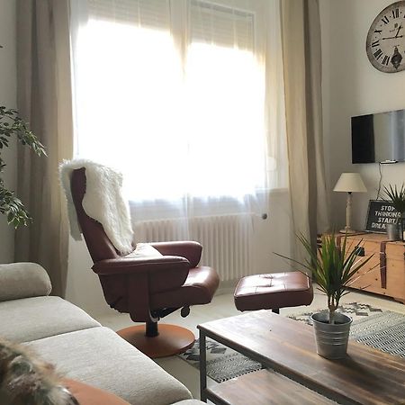 Standard Apartment by Hi5 - Károly 23 Budapest Esterno foto
